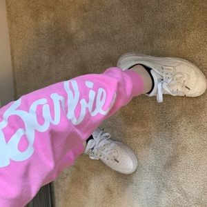 Barbie pink pants